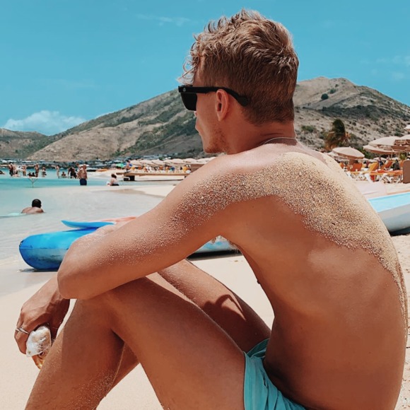 Meet your Posher, George - Picture 2 of 2